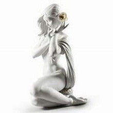 Load image into Gallery viewer, Subtle moonlight Woman Figurine. White. Limited edition
